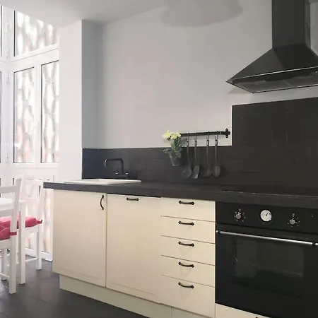 Spacious And Light Flat With Beautiful Views *