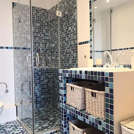 Spacious And Light Flat With Beautiful Views Appartement *