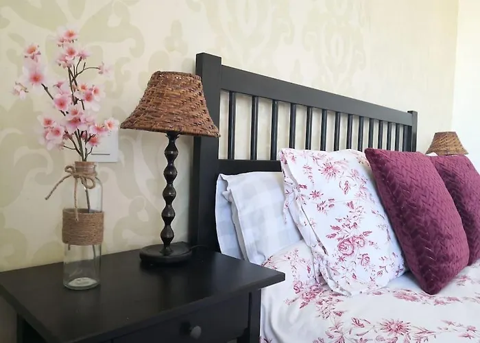 דירה Spacious And Light Flat With Beautiful Views