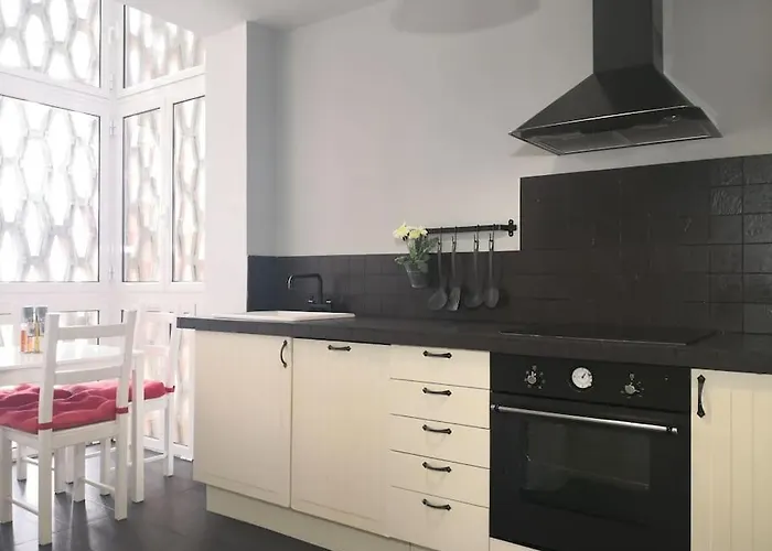 Spacious And Light Flat With Beautiful Views *