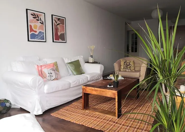 Spacious And Light Flat With Beautiful Views