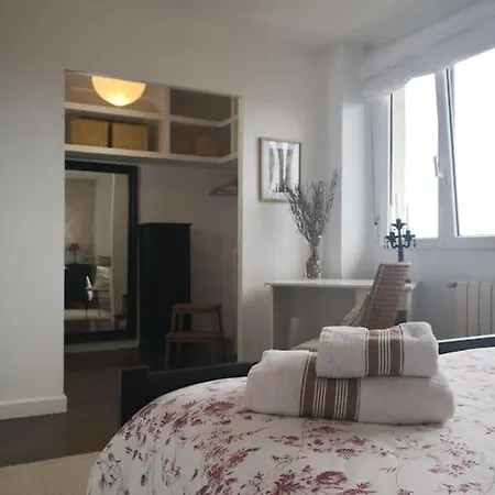 Spacious And Light Flat With Beautiful Views Apartamento *